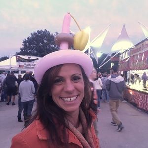 Meet your Posher, Holly